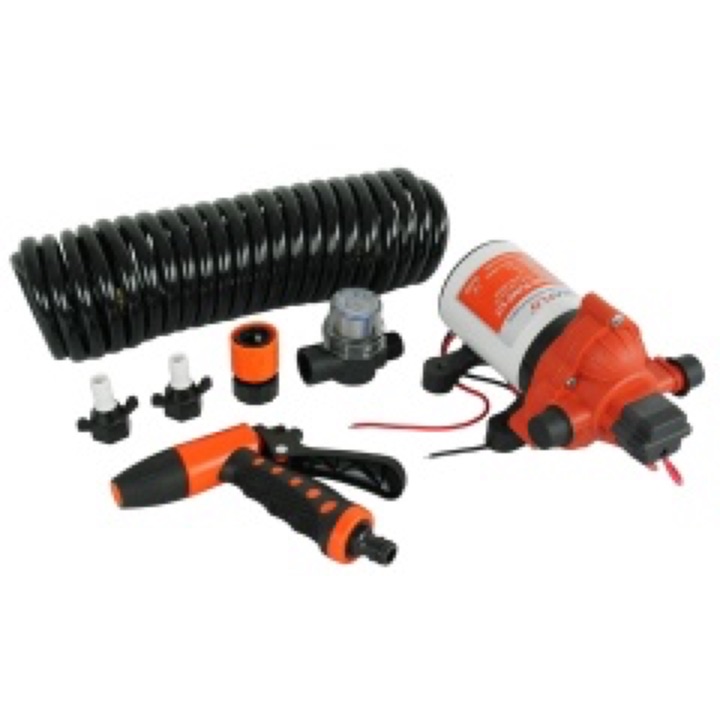 Kit complet Cape Horn pompe et douchette de pont 12 V