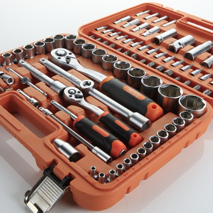 JEU DE DOUILLE 1/4-1/2 94P 72 DENTS